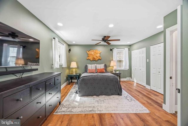 2452 ARLINGTON AVE, Abington, PA 19001