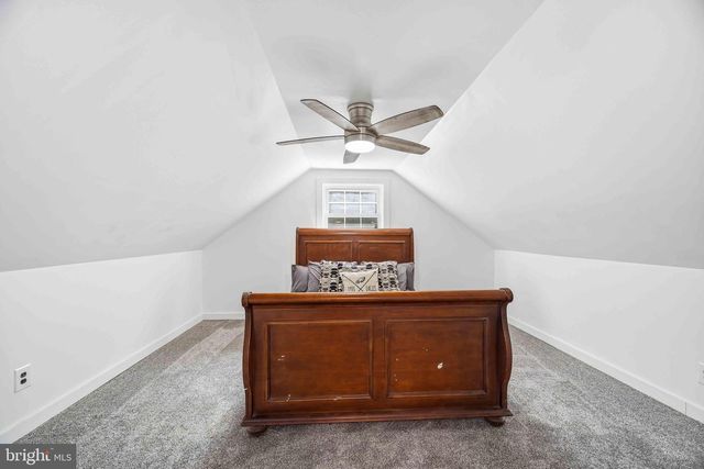 2452 ARLINGTON AVE, Abington, PA 19001