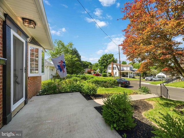 2452 ARLINGTON AVE, Abington, PA 19001
