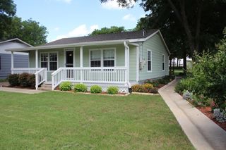 201 Water Street, Whitesboro, TX 76273