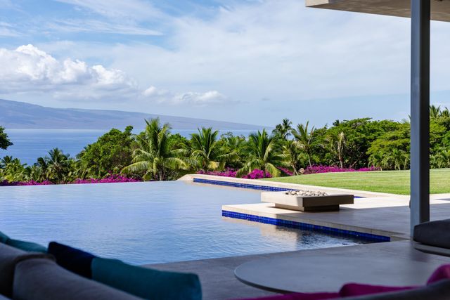 936 Punakea Loop, Lahaina, HI 96761