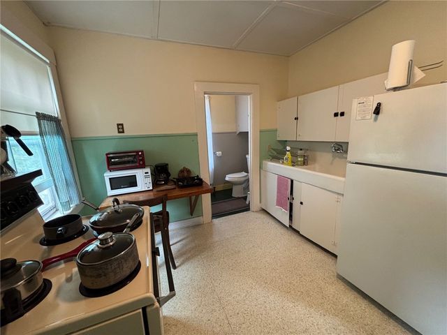 107 Prospect Hill Street 3, Newport, RI 02840