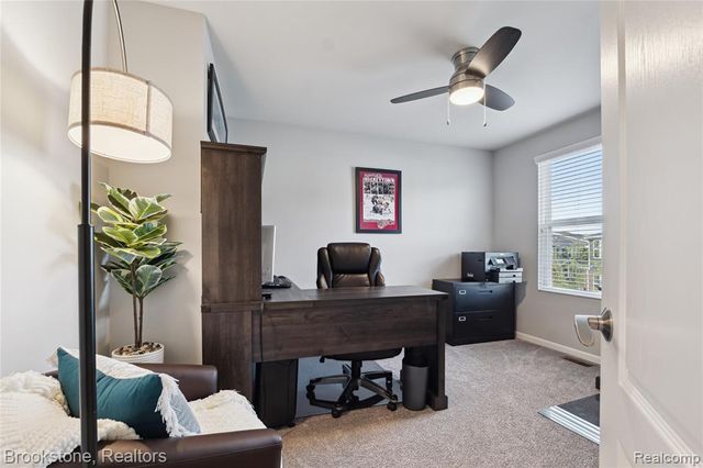 765 Hummingbird Drive, Rochester Hills, MI 48307