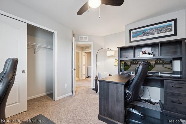 765 Hummingbird Drive, Rochester Hills, MI 48307