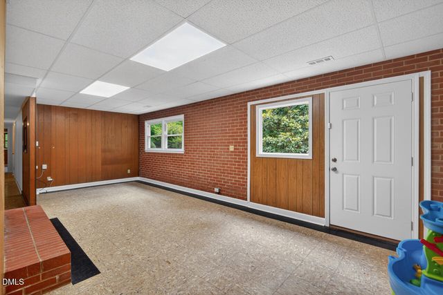 703 Caswell Road, Chapel Hill, NC 27514