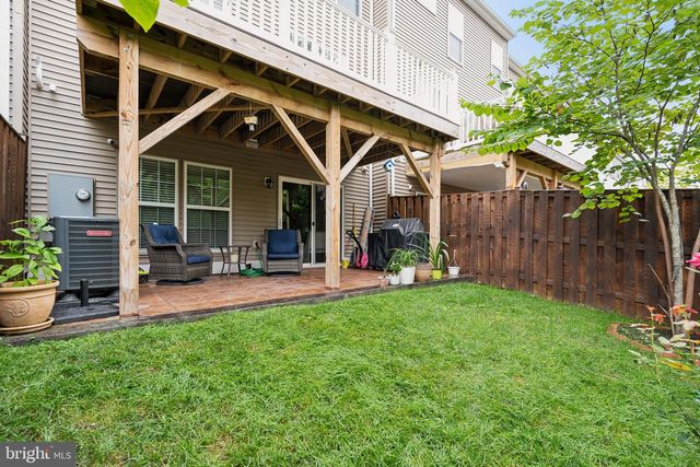 9154 WYCHE KNOLL LN, Manassas, VA 20110