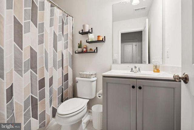 9154 WYCHE KNOLL LN, Manassas, VA 20110