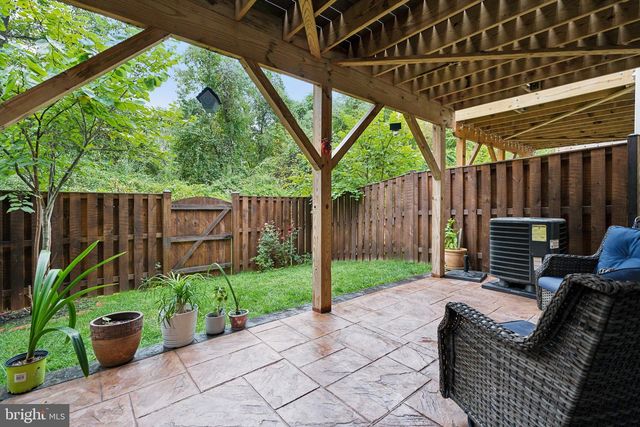 9154 WYCHE KNOLL LN, Manassas, VA 20110