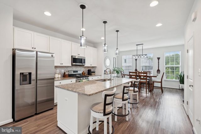 9154 WYCHE KNOLL LN, Manassas, VA 20110