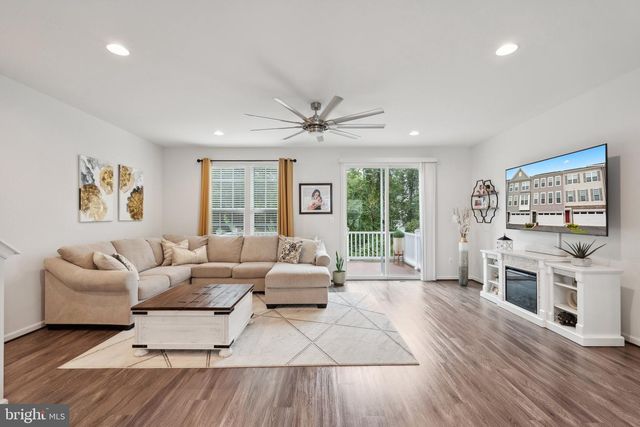 9154 WYCHE KNOLL LN, Manassas, VA 20110