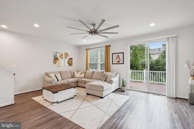 9154 WYCHE KNOLL LN, Manassas, VA 20110