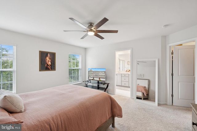 9154 WYCHE KNOLL LN, Manassas, VA 20110