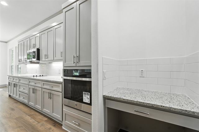 716 Oak Creek Drive, Hutchins, TX 75141