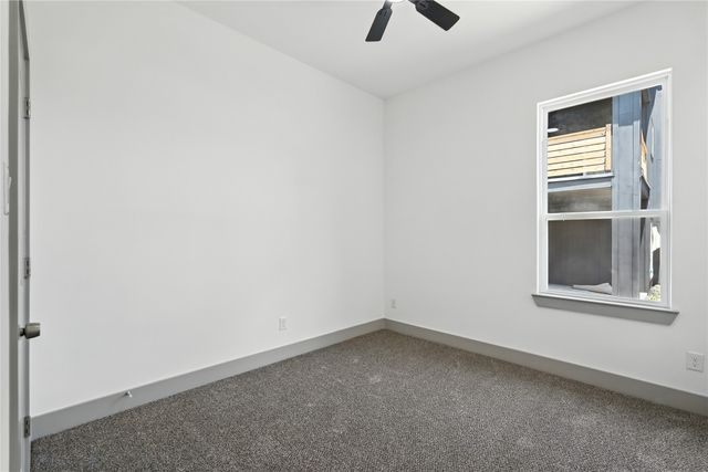 716 Oak Creek Drive, Hutchins, TX 75141