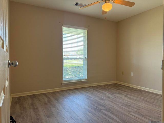 15290 W Bayou Dr, Prairieville, LA 70769