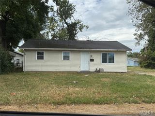 1700 Theodore Lane, Cahokia, IL 62206