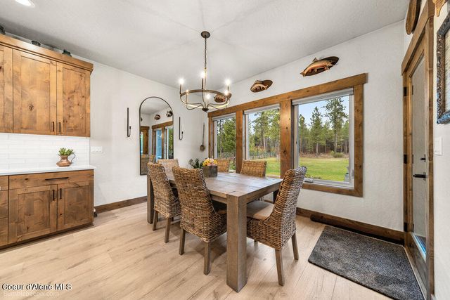 29131 N Hindman Street, Athol, ID 83801