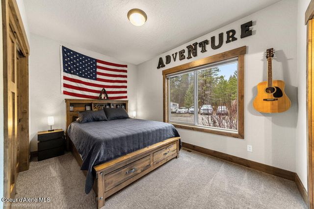 29131 N Hindman Street, Athol, ID 83801