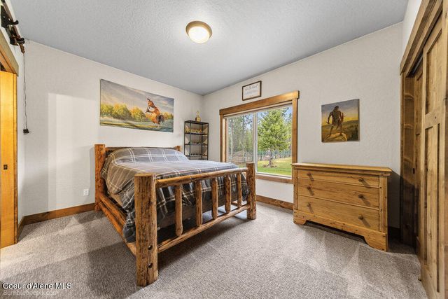 29131 N Hindman Street, Athol, ID 83801