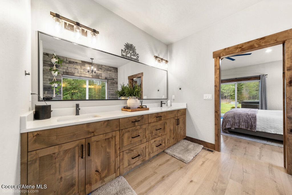 29131 N Hindman Street, Athol, ID 83801 photo 19