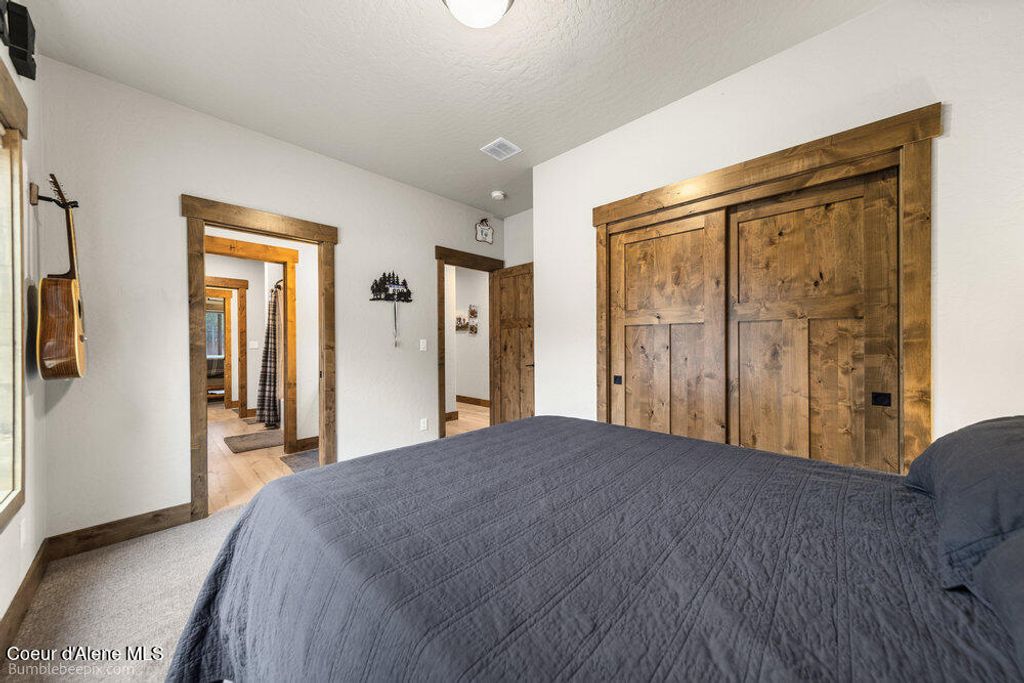 29131 N Hindman Street, Athol, ID 83801 photo 25