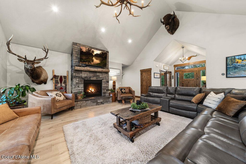 29131 N Hindman Street, Athol, ID 83801 photo 6