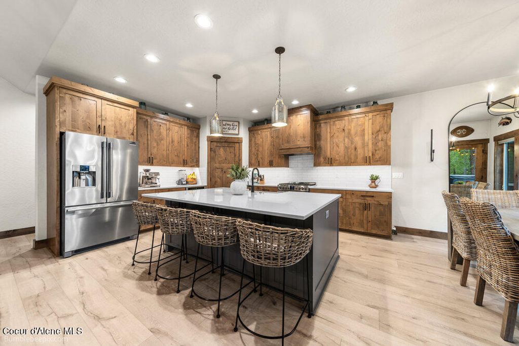 29131 N Hindman Street, Athol, ID 83801 photo 9