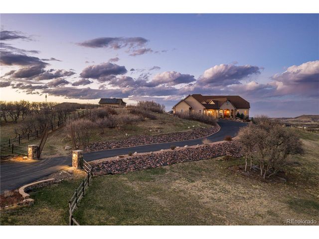 2915 Hiwall Ct, Castle Rock, CO 80109