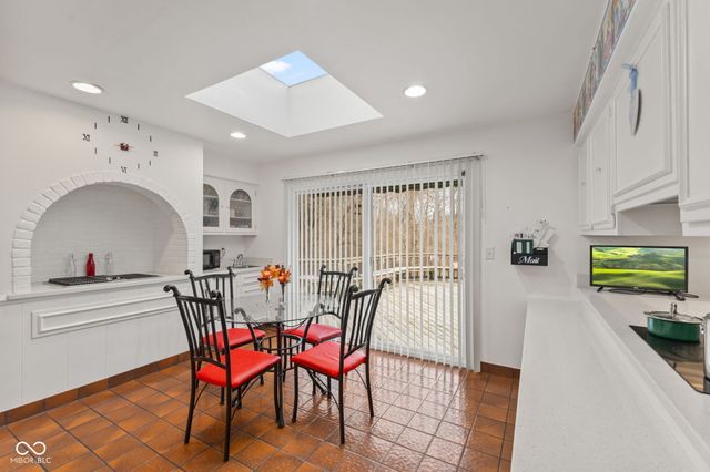 5501 Surrey Hill Road, Indianapolis, IN 46226