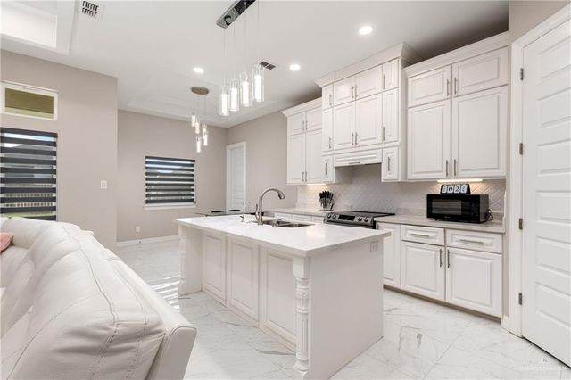 504 W Garrision Drive, Pharr, TX 78577