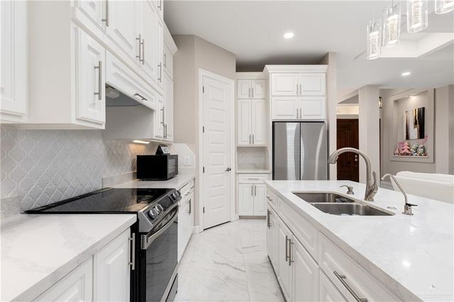 504 W Garrision Drive, Pharr, TX 78577
