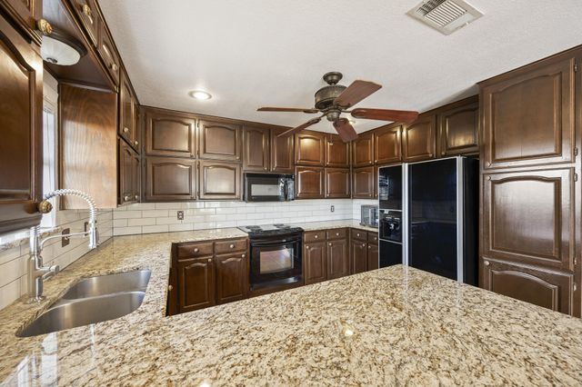 316 Sanchez Court, Weatherford, TX 76088