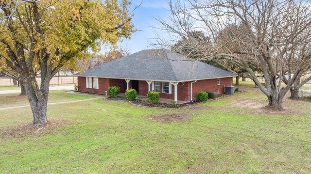 316 Sanchez Court, Weatherford, TX 76088