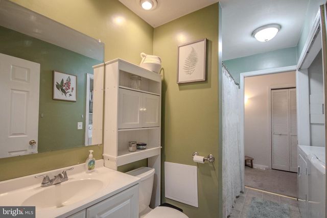 1515 MAGNOLIA DR, Salisbury, MD 21804