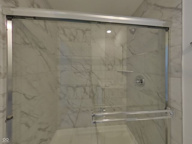 11818 Moorfield Lane, Indianapolis, IN 46235