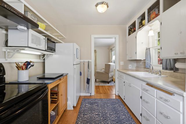 619 W Graves Rd, Spokane, WA 99218
