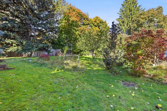 619 W Graves Rd, Spokane, WA 99218