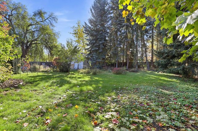 619 W Graves Rd, Spokane, WA 99218