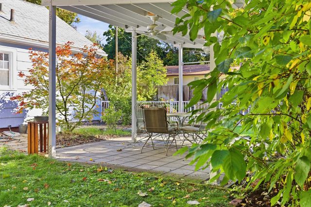 619 W Graves Rd, Spokane, WA 99218