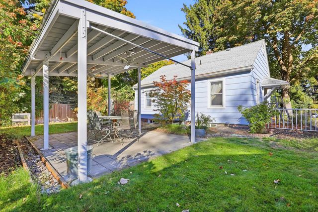 619 W Graves Rd, Spokane, WA 99218