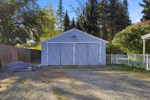 619 W Graves Rd, Spokane, WA 99218