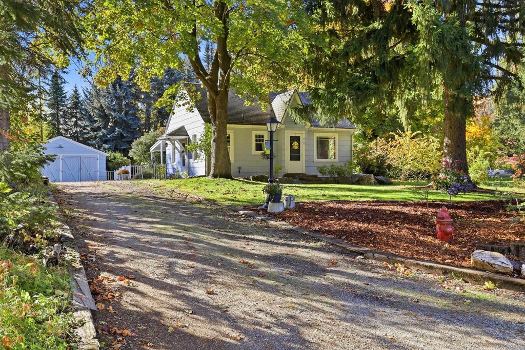 619 W Graves Rd, Spokane, WA 99218 photo 2