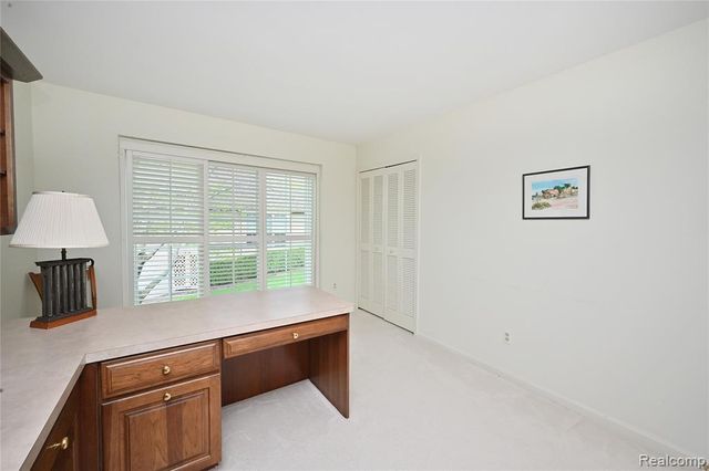 618 Deauville Lane, Bloomfield Hills, MI 48304