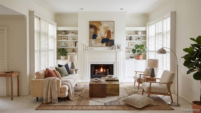 618 Deauville Lane, Bloomfield Hills, MI 48304