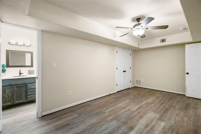 4917 Louise Street, Seabrook, TX 77586