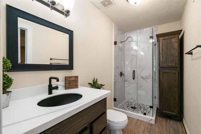 4917 Louise Street, Seabrook, TX 77586