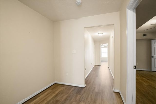 4917 Louise Street, Seabrook, TX 77586