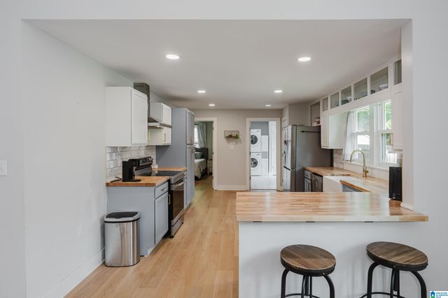 1723 MORGAN STREET, Leeds, AL 35094