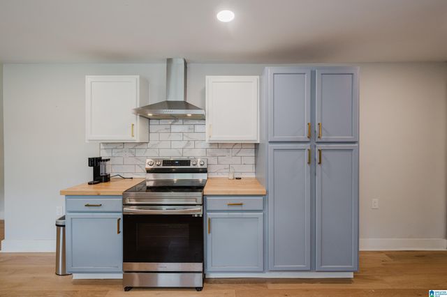1723 MORGAN STREET, Leeds, AL 35094