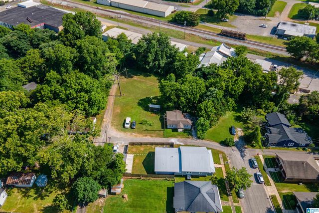 1723 MORGAN STREET, Leeds, AL 35094